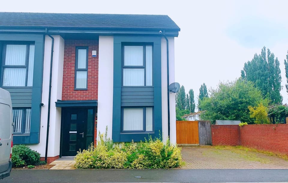 Mulberry Garden House in Coventry