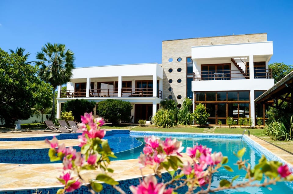 Property building, Swimming pool, Swimming pool
