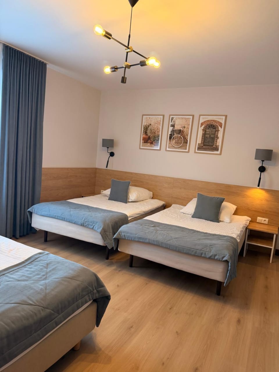 Bed, Photo of the whole room