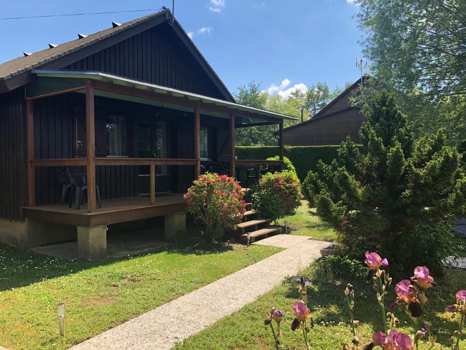 Le Chalet du Lac - Domaine de la Goujonne Chalet in Île-de-France