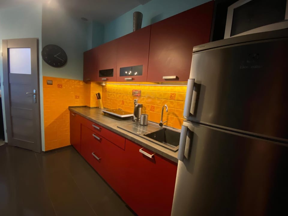 APARTAMENT FAMILIJNY KRYNICA MORSKA - 10 osób 2 poziomy 2 łazienki kuchnia Apartment in Pomeranian Voivodeship