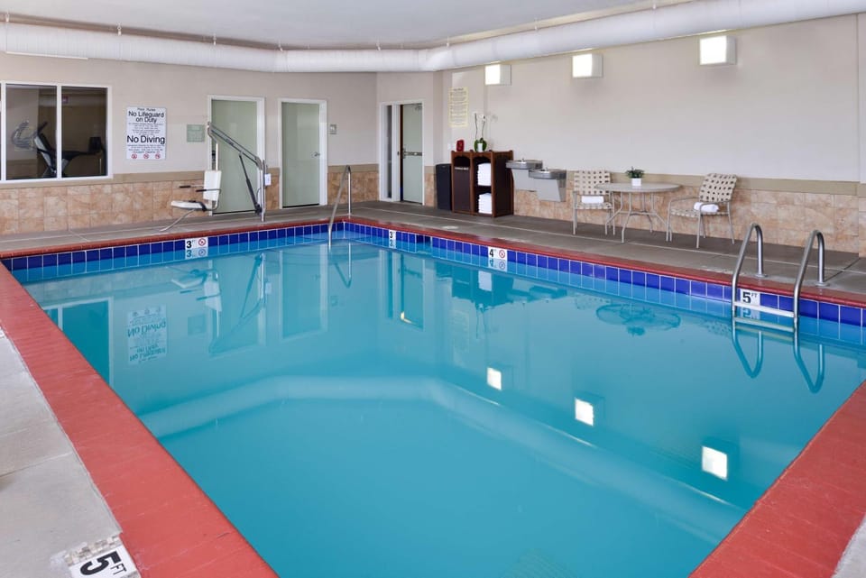 Pool view, Swimming pool