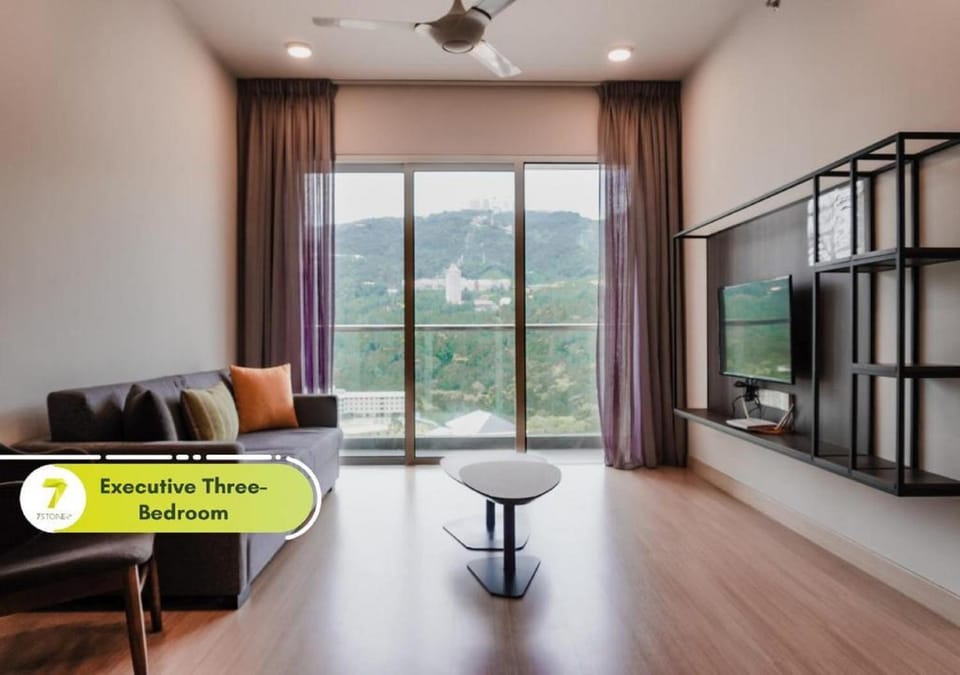 View (from property/room), View (from property/room), Living room