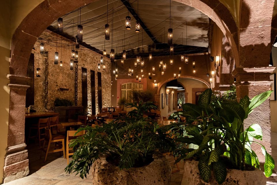 Restaurant/places to eat