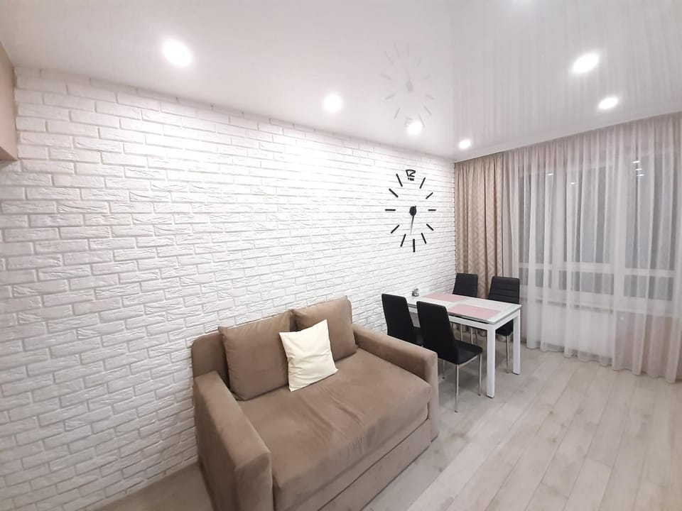 СУЧАСНА НОВА КВАРТИРА Apartment in Ukraine