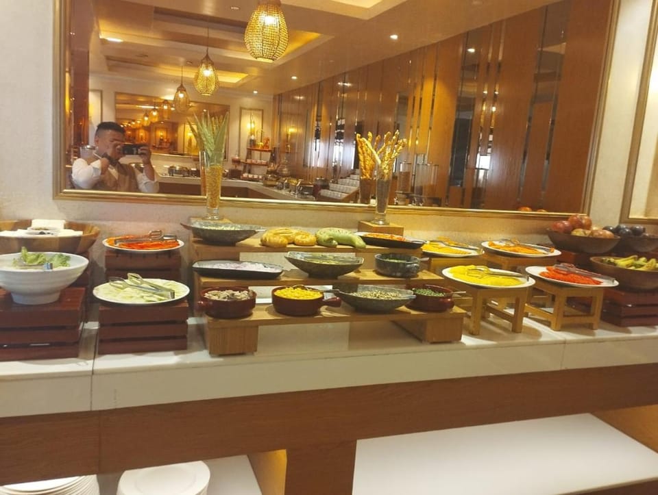 Breakfast, Buffet breakfast