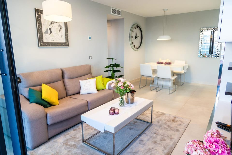 Living room, Seating area, Dining area