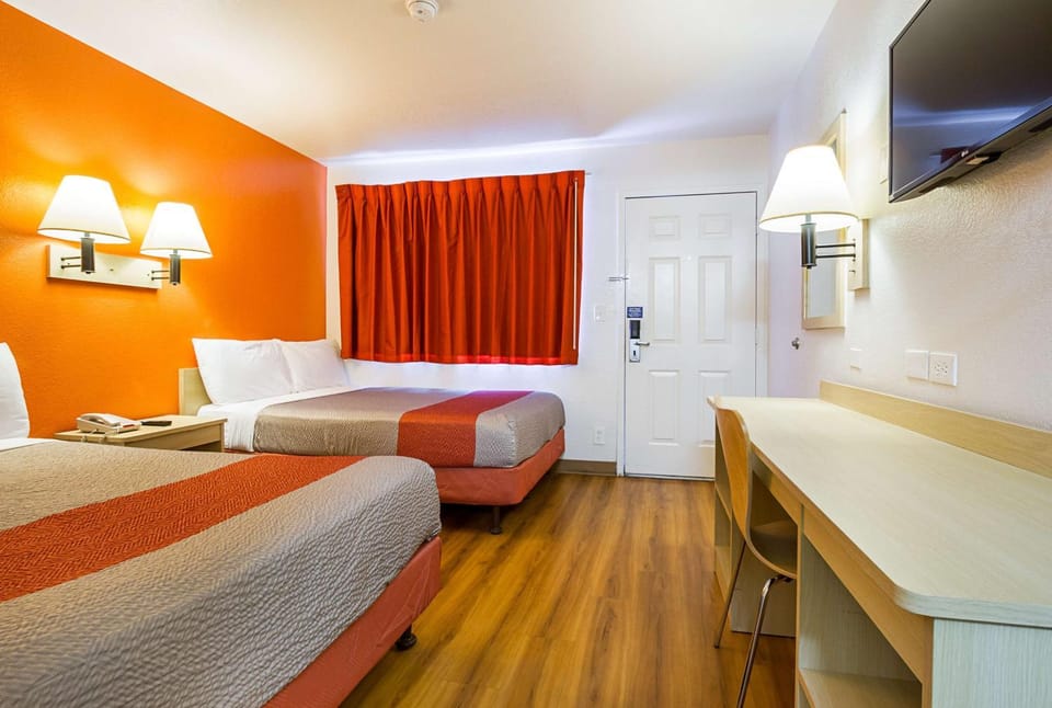 TV and multimedia, Other, Bedroom, On site