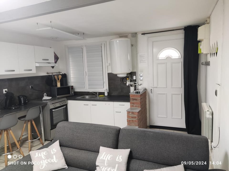 Maison climatisée, Wi-Fi, bureau Gare & Thermes House in Hauts-de-France