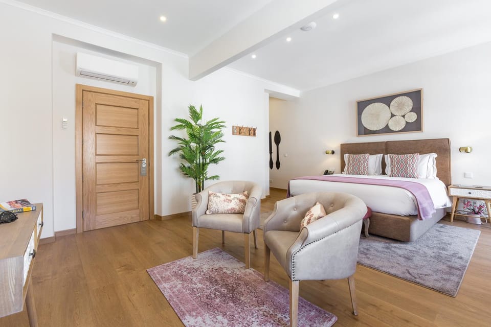 Living room, Seating area, Bedroom, Street view