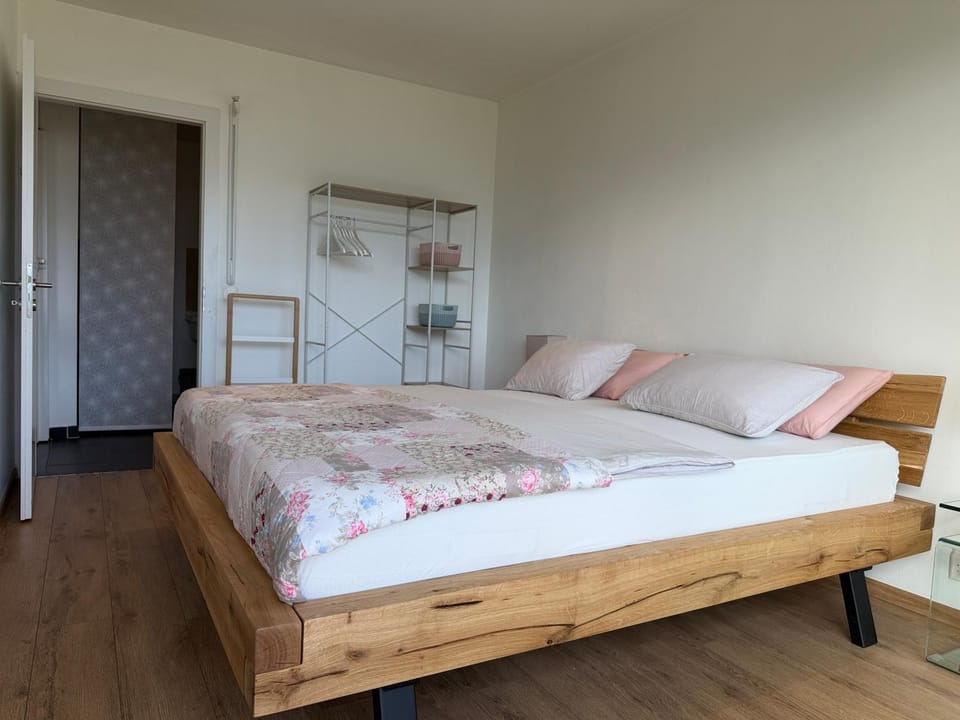 Bed, Bedroom, wardrobe