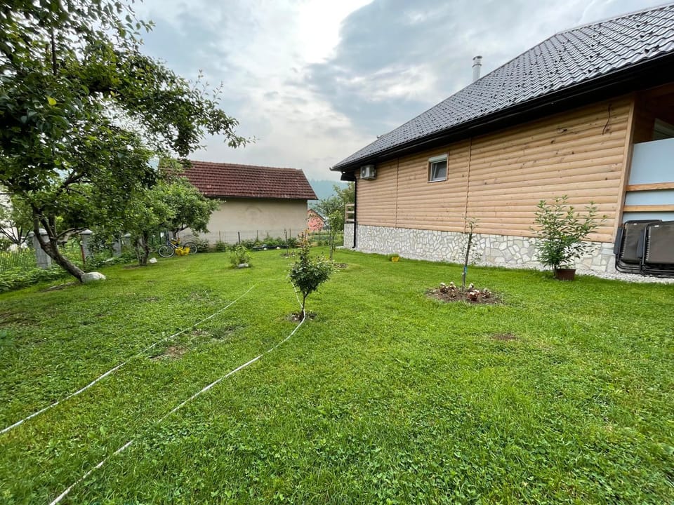 Property building, Natural landscape, Garden, Garden view