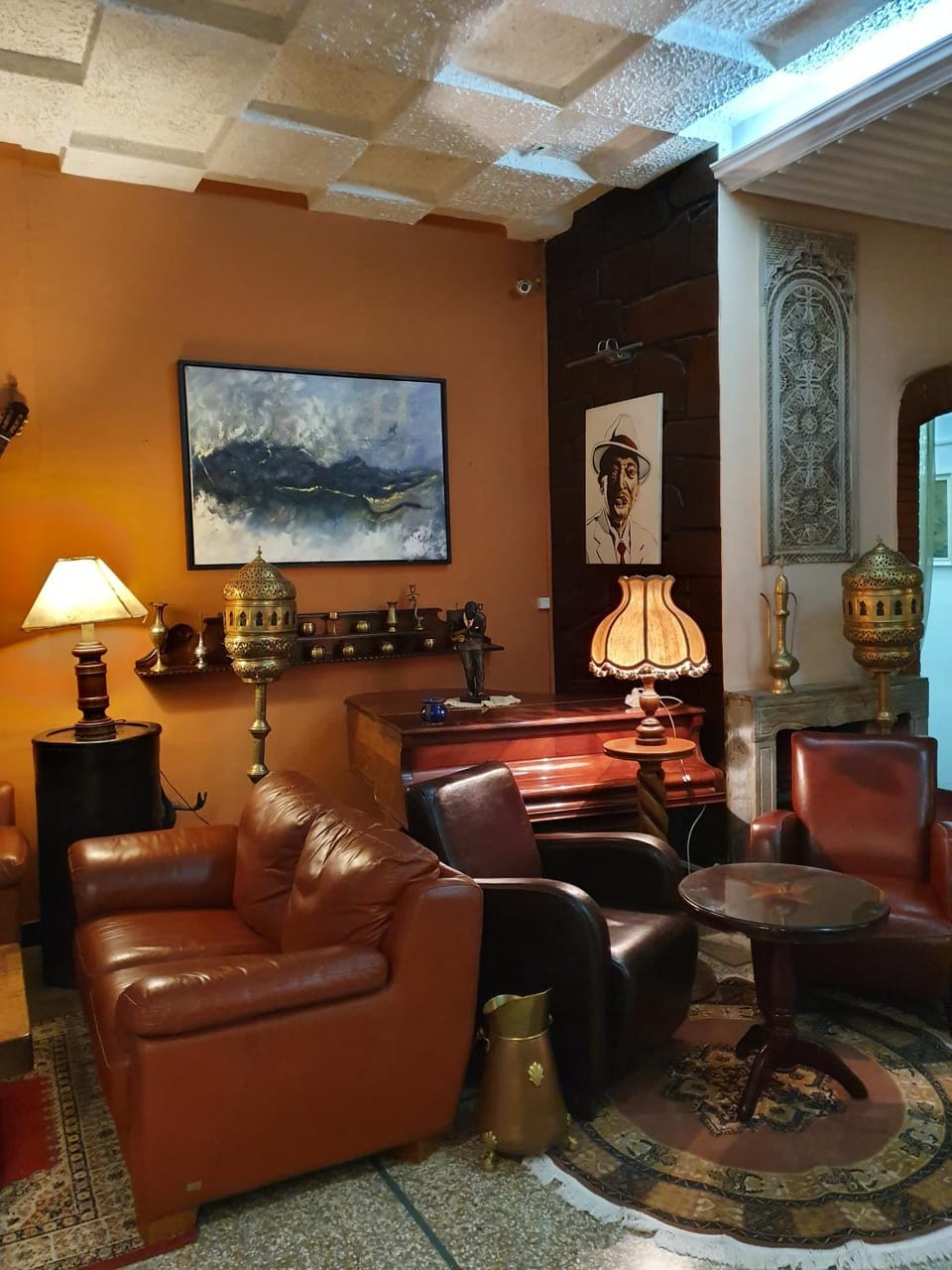 Communal lounge/ TV room