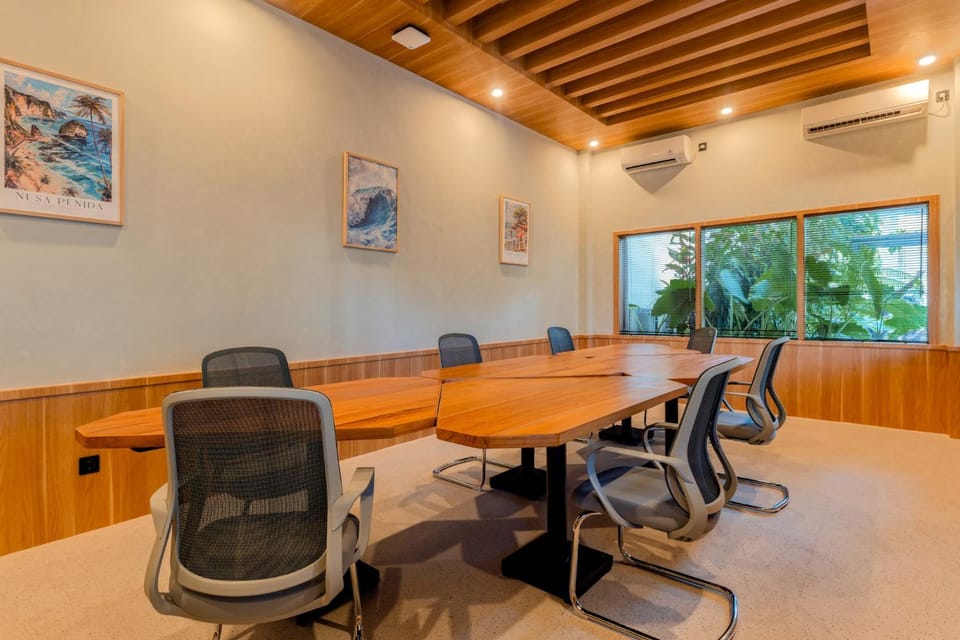 Meeting/conference room
