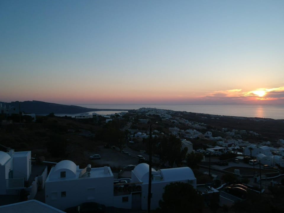 Nearby landmark, Balcony/Terrace, City view, Sunset