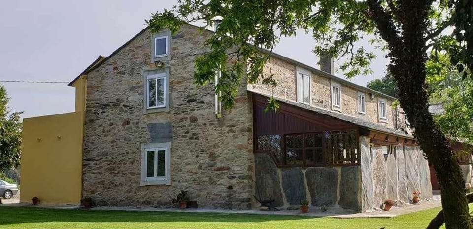 A Casa da Zalaroia, para amantes de la naturaleza House in O Eume