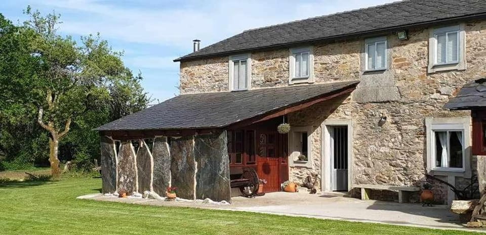 A Casa da Zalaroia, para amantes de la naturaleza House in Galicia