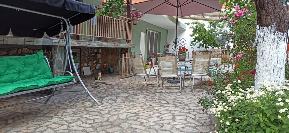 Inner courtyard view