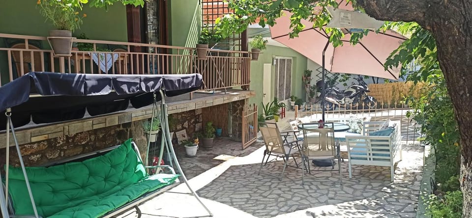 Inner courtyard view