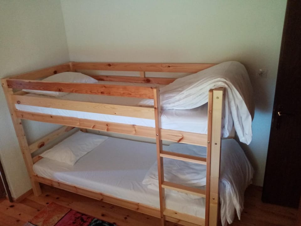 bunk bed