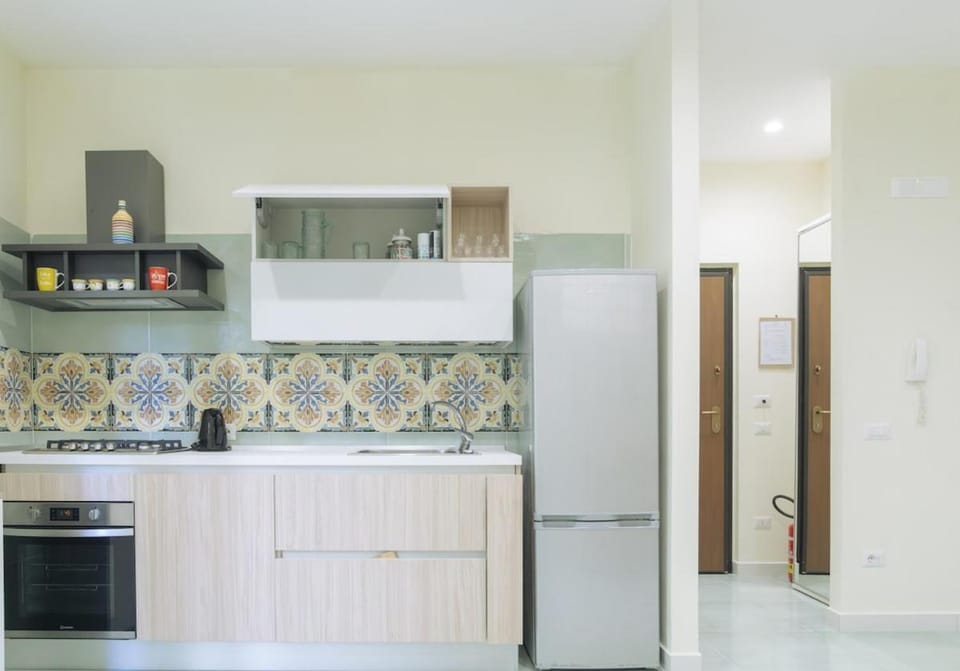 SorrentoVibes - Modern Apartment with Terrace, Swimming Pool&Tennis Apartment in Priora