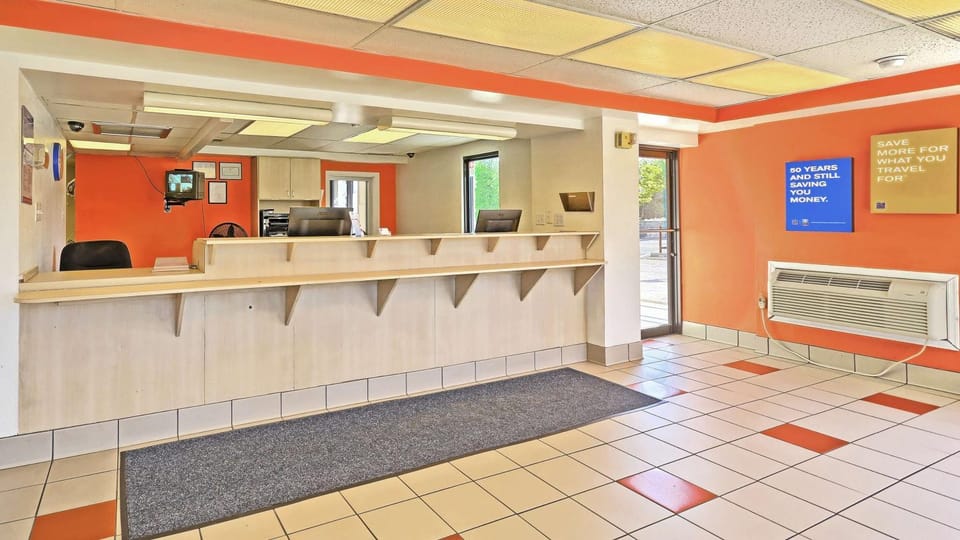 Lobby or reception, On site