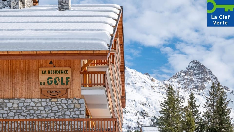 Day, Property logo or sign, Natural landscape, Winter, Logo/Certificate/Sign, Mountain view, Certificate/Award