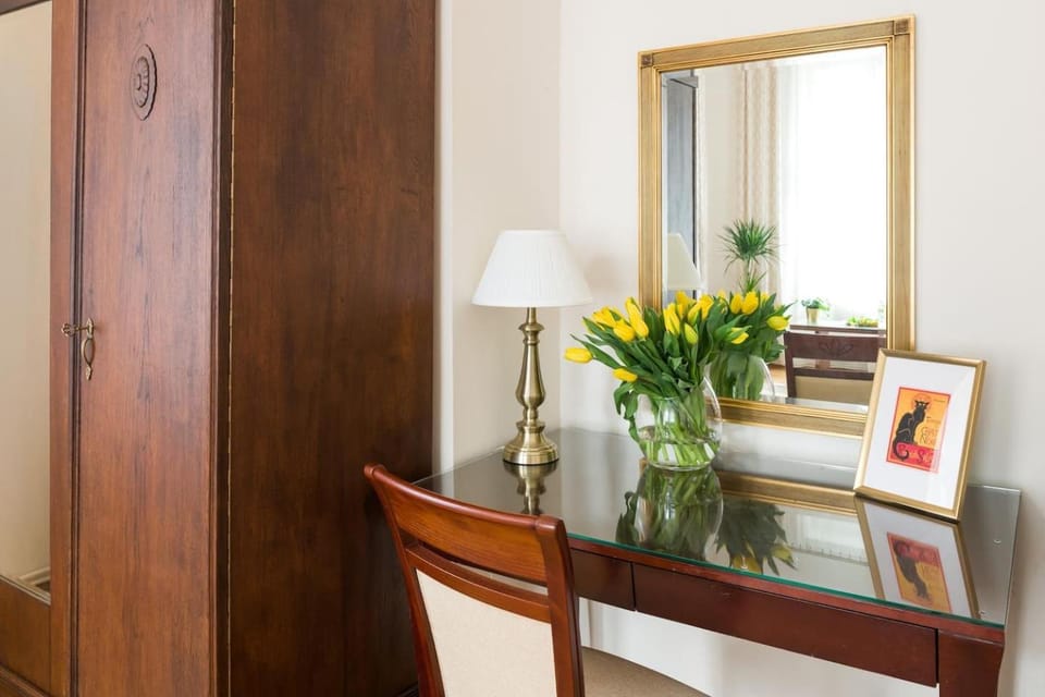 Decorative detail, Bedroom