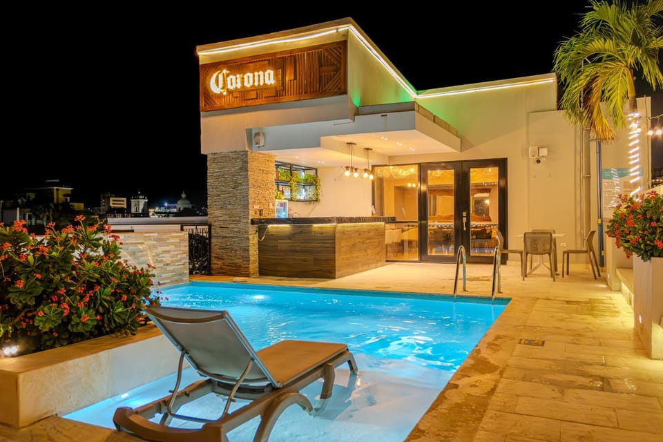 Night, Natural landscape, Lounge or bar, Pool view, Swimming pool, sunbed