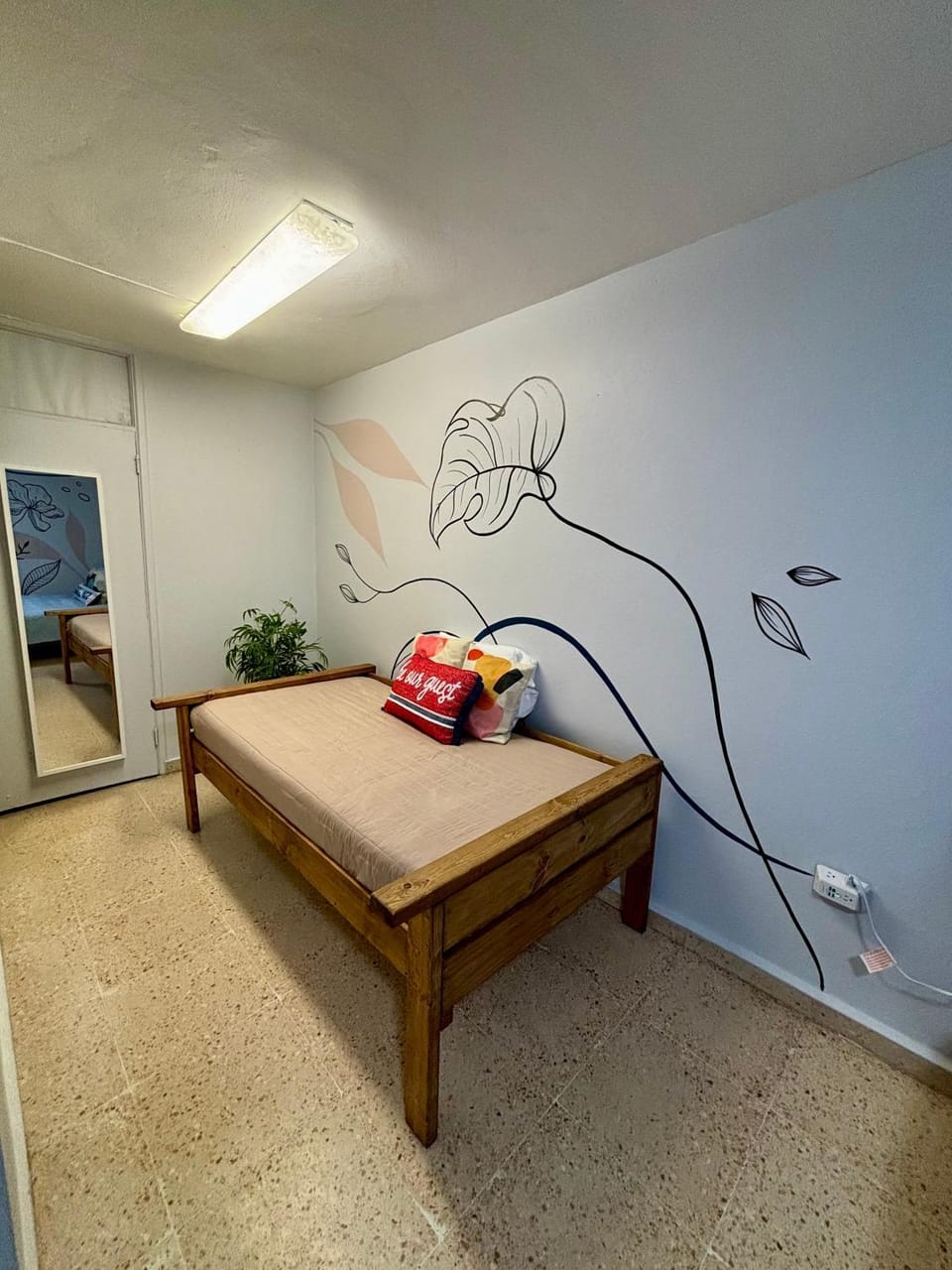 Metro Nest in San Juan with electric & water backups Apartment in San Juan
