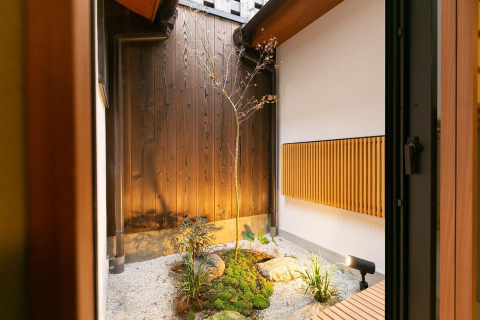Mokuren Traditional Boutique Townhouse Villa in Kyoto