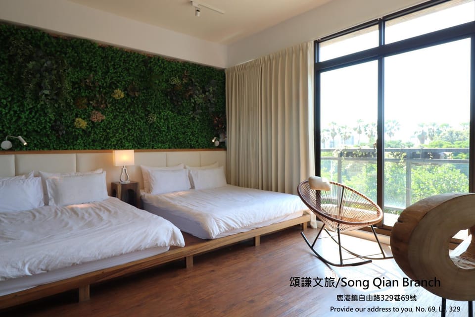 Bed, Photo of the whole room