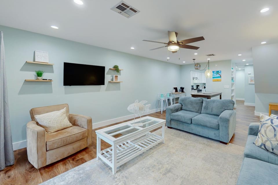 Beachwalk Condominiums 6F House in Panama City Beach