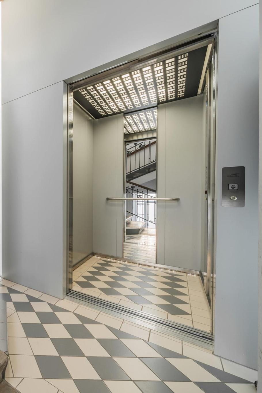 elevator