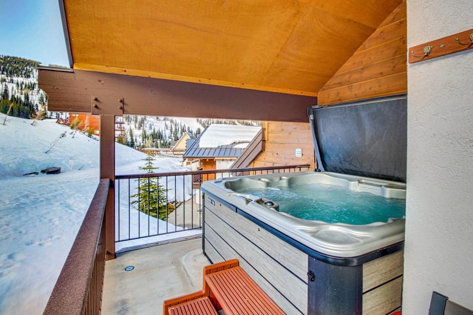 Pinnacle Ridge 02 House in Idaho