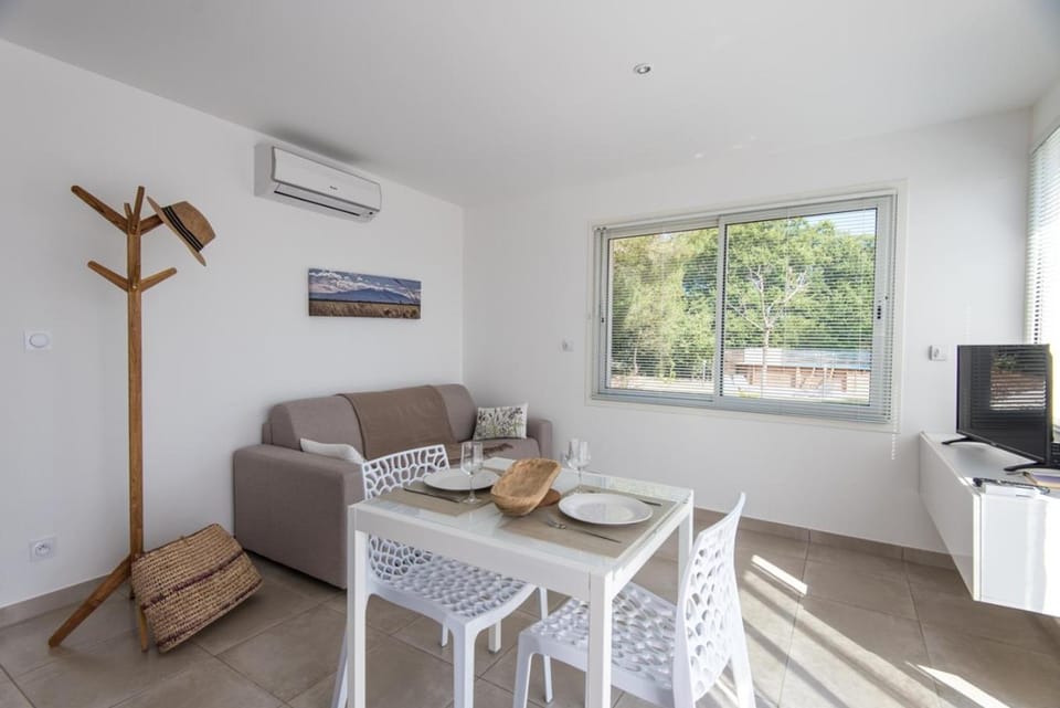 TV and multimedia, Living room, Dining area, Garden view, Pool view, air conditioner