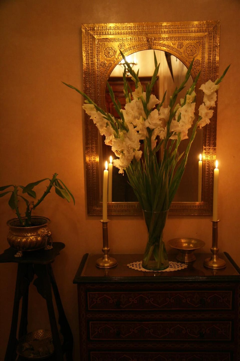 Lobby or reception, Decorative detail