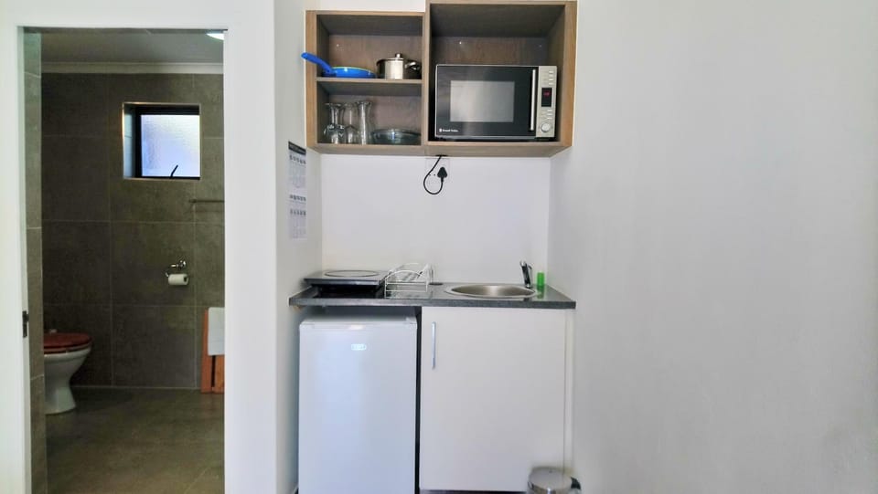 Coffee/tea facilities, Kitchen or kitchenette, Photo of the whole room, Decorative detail