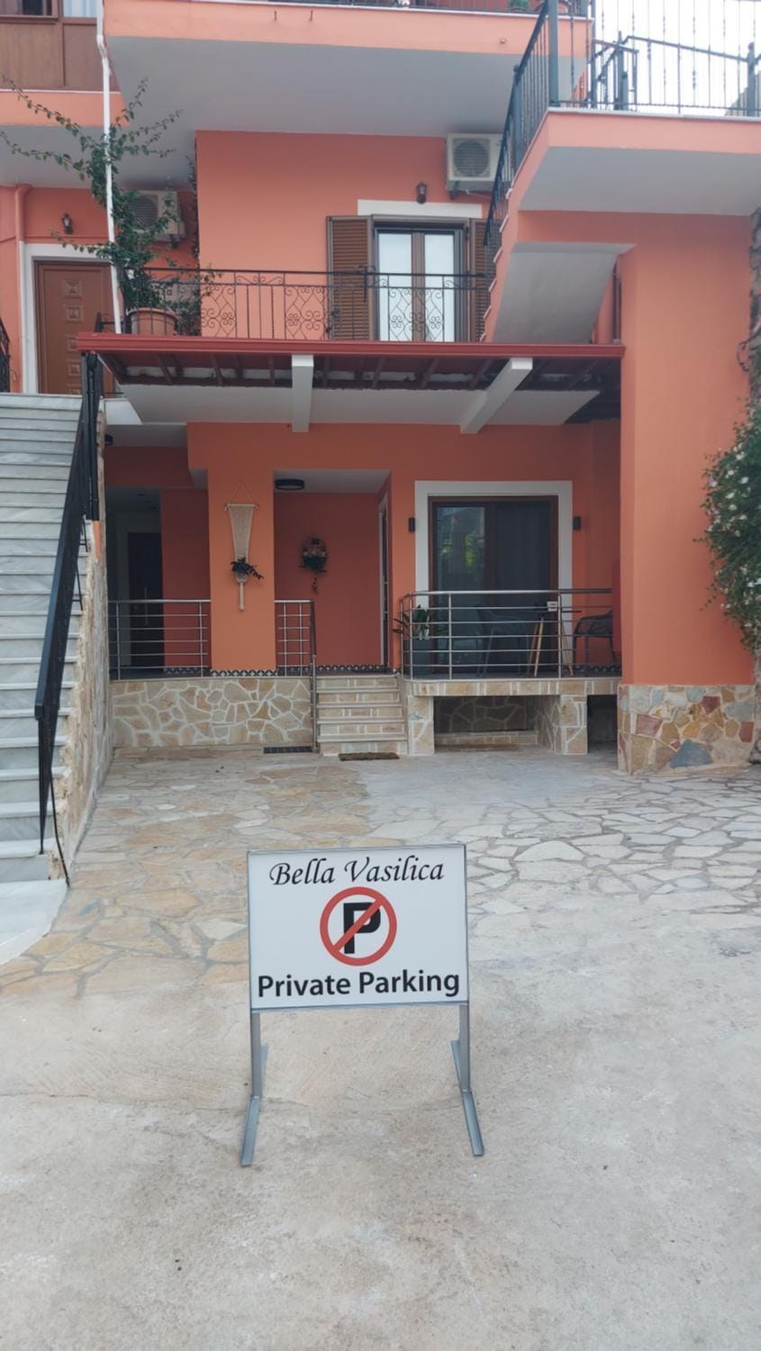 Property building, Parking