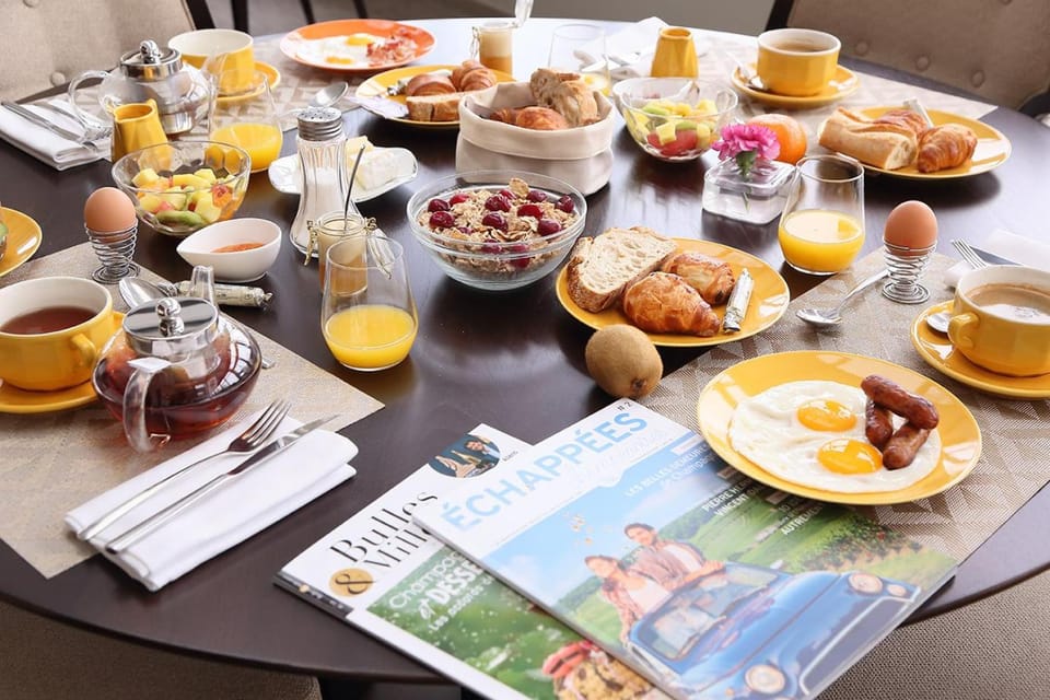 Food and drinks, Continental breakfast, Buffet breakfast