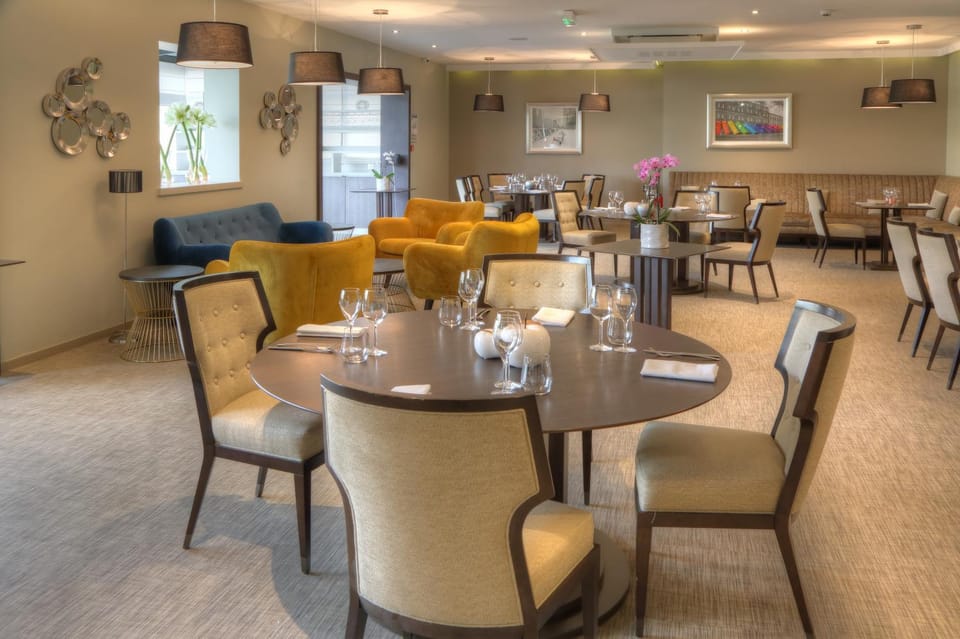 Restaurant/places to eat, Restaurant/places to eat