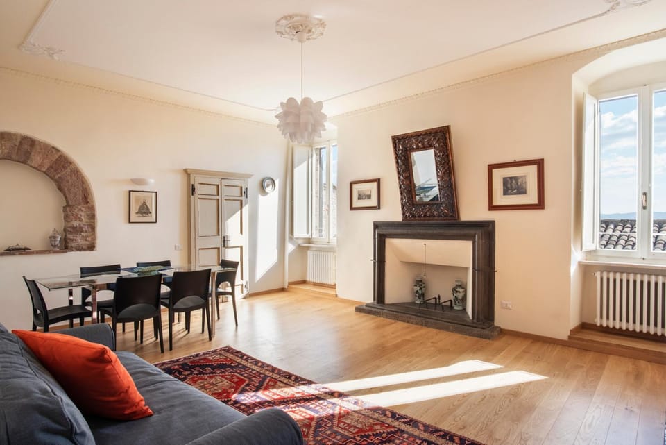 Living room, Seating area, flat iron, internet