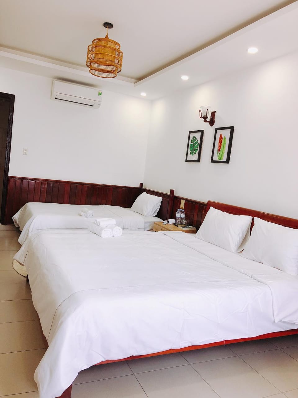 VIỆT Hostel Hotel in Laos