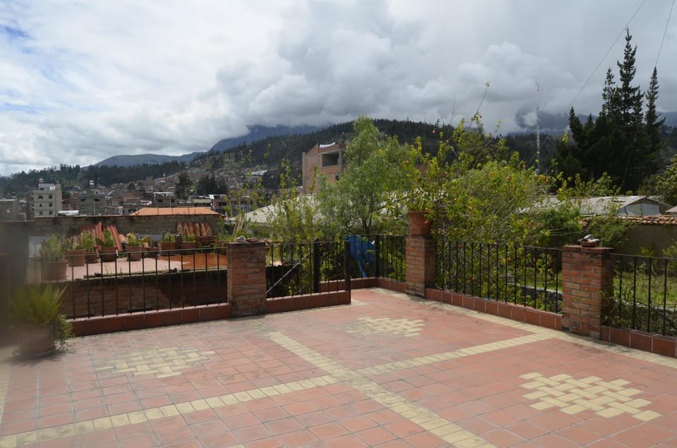 Aldos Eco Climbing Hostel Bed and Breakfast in Huaraz