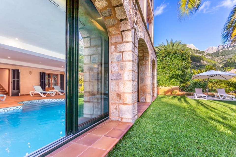 Garden, Swimming pool