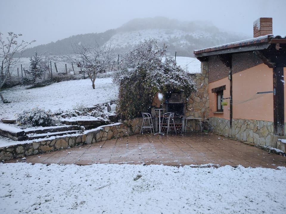 Casa las Niñas House in Cantabria