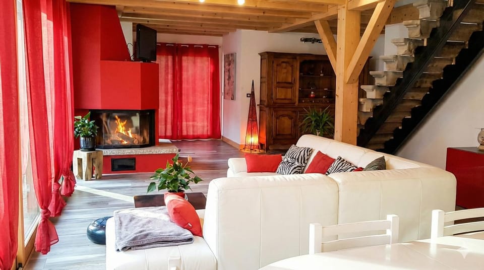 Living room, Seating area