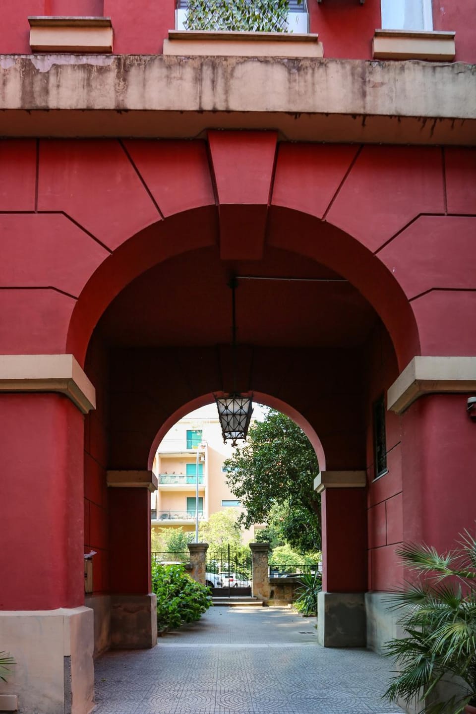 Facade/entrance