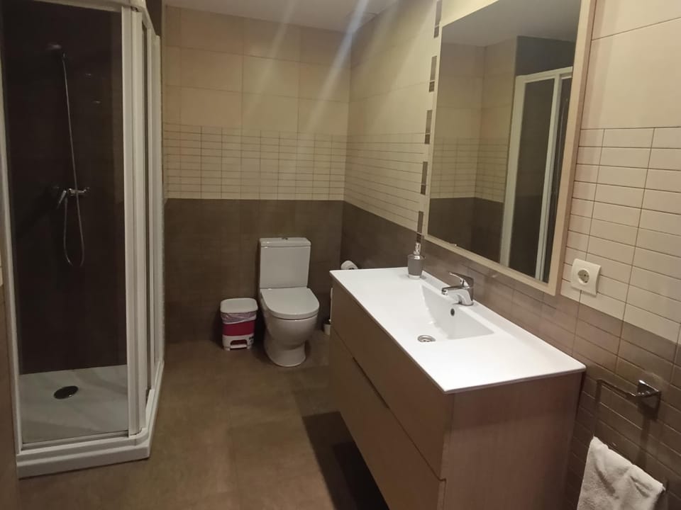 Shower, Bathroom