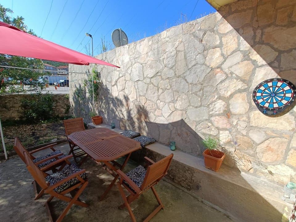 Patio, Garden, Dining area